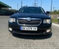 Черный Шкода Суперб, объемом двигателя 1.6 л и пробегом 286 тыс. км за 8500 $, фото 1 на Automoto.ua