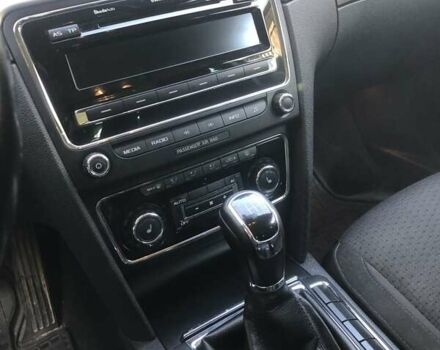 Черный Шкода Суперб, объемом двигателя 1.8 л и пробегом 229 тыс. км за 8500 $, фото 5 на Automoto.ua