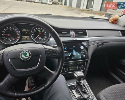 Черный Шкода Суперб, объемом двигателя 1.97 л и пробегом 310 тыс. км за 11750 $, фото 2 на Automoto.ua