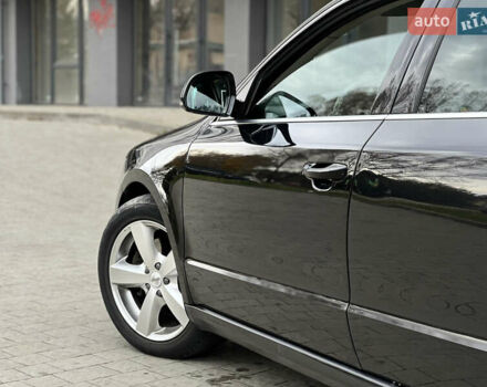 Чорний Шкода Суперб, об'ємом двигуна 2 л та пробігом 282 тис. км за 10799 $, фото 9 на Automoto.ua