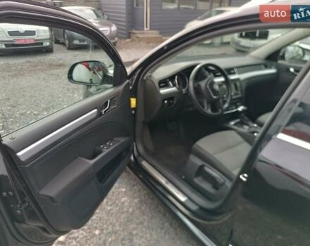 Чорний Шкода Суперб, об'ємом двигуна 2 л та пробігом 310 тис. км за 9750 $, фото 17 на Automoto.ua
