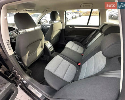 Черный Шкода Суперб, объемом двигателя 1.6 л и пробегом 209 тыс. км за 10500 $, фото 9 на Automoto.ua