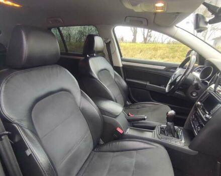 Черный Шкода Суперб, объемом двигателя 1.6 л и пробегом 318 тыс. км за 9500 $, фото 6 на Automoto.ua