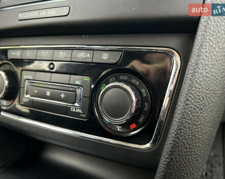 Чорний Шкода Суперб, об'ємом двигуна 2 л та пробігом 282 тис. км за 10799 $, фото 59 на Automoto.ua