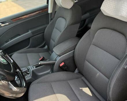 Чорний Шкода Суперб, об'ємом двигуна 1.97 л та пробігом 333 тис. км за 14200 $, фото 13 на Automoto.ua