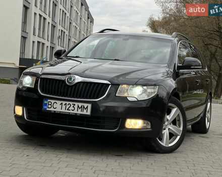 Чорний Шкода Суперб, об'ємом двигуна 2 л та пробігом 282 тис. км за 10799 $, фото 12 на Automoto.ua