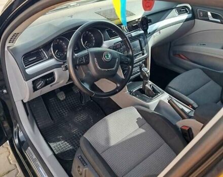 Чорний Шкода Суперб, об'ємом двигуна 1.6 л та пробігом 246 тис. км за 11000 $, фото 60 на Automoto.ua