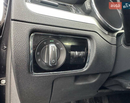 Черный Шкода Суперб, объемом двигателя 1.6 л и пробегом 209 тыс. км за 10500 $, фото 19 на Automoto.ua