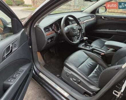 Черный Шкода Суперб, объемом двигателя 2 л и пробегом 279 тыс. км за 12700 $, фото 20 на Automoto.ua