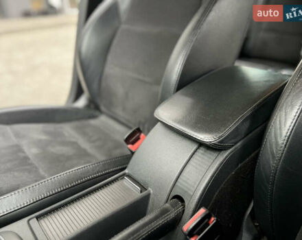 Чорний Шкода Суперб, об'ємом двигуна 2 л та пробігом 282 тис. км за 10799 $, фото 61 на Automoto.ua