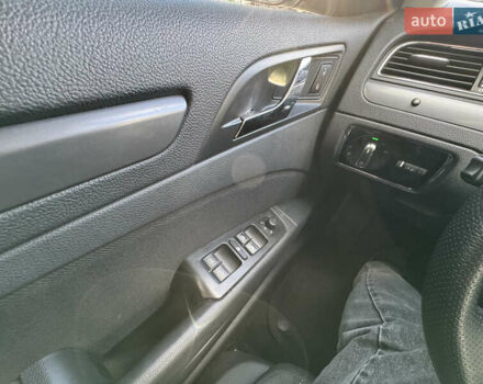 Чорний Шкода Суперб, об'ємом двигуна 2 л та пробігом 212 тис. км за 11300 $, фото 18 на Automoto.ua