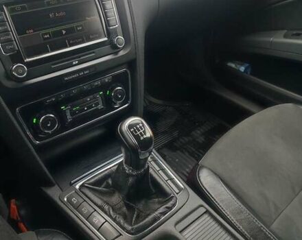 Черный Шкода Суперб, объемом двигателя 1.6 л и пробегом 318 тыс. км за 9500 $, фото 9 на Automoto.ua