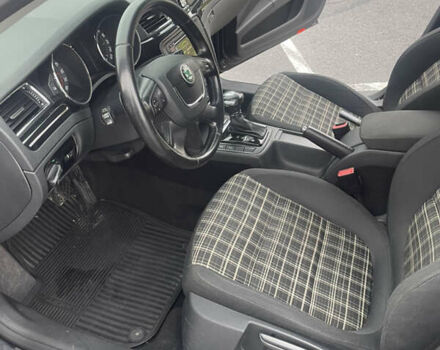 Чорний Шкода Суперб, об'ємом двигуна 2 л та пробігом 298 тис. км за 12500 $, фото 6 на Automoto.ua