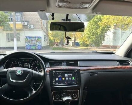 Черный Шкода Суперб, объемом двигателя 1.8 л и пробегом 194 тыс. км за 10600 $, фото 14 на Automoto.ua