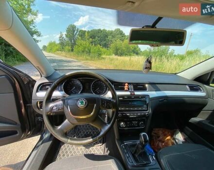 Черный Шкода Суперб, объемом двигателя 1.6 л и пробегом 270 тыс. км за 9353 $, фото 14 на Automoto.ua