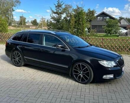 Чорний Шкода Суперб, об'ємом двигуна 2 л та пробігом 280 тис. км за 7300 $, фото 4 на Automoto.ua