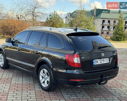 Чорний Шкода Суперб, об'ємом двигуна 2 л та пробігом 212 тис. км за 11300 $, фото 3 на Automoto.ua