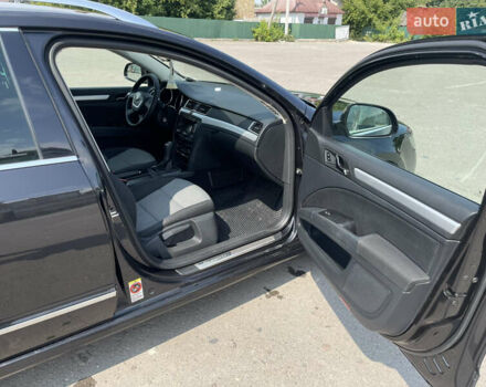 Черный Шкода Суперб, объемом двигателя 1.6 л и пробегом 260 тыс. км за 8700 $, фото 14 на Automoto.ua