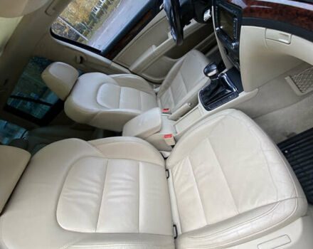 Шкода Суперб 2012 у Белой Церкве на Automoto.ua Чорний Шкода Суперб, об'ємом двигуна 1.8 л та пробігом 248 тис. км за 8500 $, фото 32 на Automoto.ua