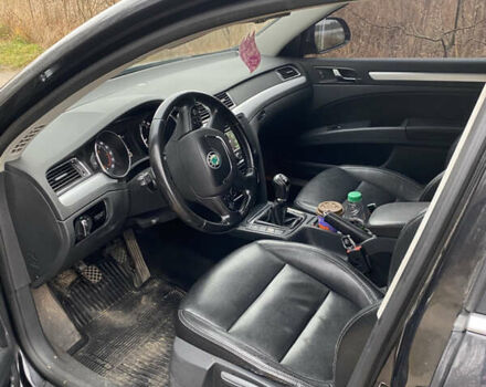 Чорний Шкода Суперб, об'ємом двигуна 1.6 л та пробігом 250 тис. км за 9200 $, фото 7 на Automoto.ua