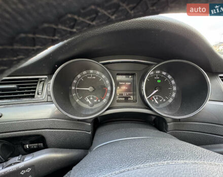 Чорний Шкода Суперб, об'ємом двигуна 2 л та пробігом 212 тис. км за 11300 $, фото 19 на Automoto.ua