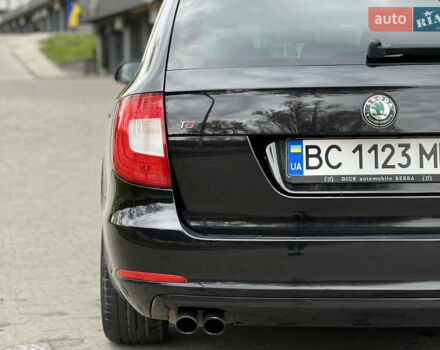 Чорний Шкода Суперб, об'ємом двигуна 2 л та пробігом 282 тис. км за 10799 $, фото 23 на Automoto.ua