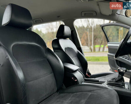 Чорний Шкода Суперб, об'ємом двигуна 2 л та пробігом 282 тис. км за 10799 $, фото 40 на Automoto.ua