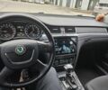 Черный Шкода Суперб, объемом двигателя 2 л и пробегом 310 тыс. км за 11750 $, фото 6 на Automoto.ua