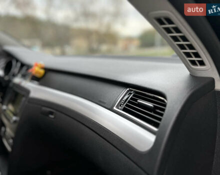 Чорний Шкода Суперб, об'ємом двигуна 2 л та пробігом 282 тис. км за 10799 $, фото 62 на Automoto.ua