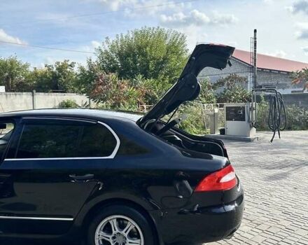 Черный Шкода Суперб, объемом двигателя 1.8 л и пробегом 194 тыс. км за 10600 $, фото 8 на Automoto.ua