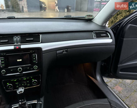 Черный Шкода Суперб, объемом двигателя 2 л и пробегом 358 тыс. км за 12000 $, фото 18 на Automoto.ua