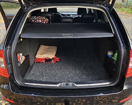 Черный Шкода Суперб, объемом двигателя 1.97 л и пробегом 294 тыс. км за 12400 $, фото 15 на Automoto.ua