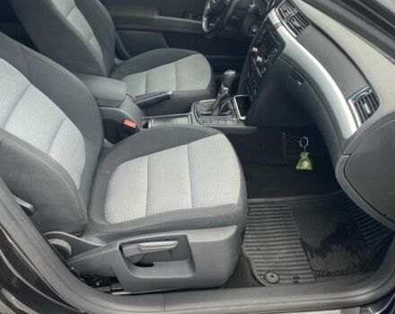 Черный Шкода Суперб, объемом двигателя 1.6 л и пробегом 128 тыс. км за 9100 $, фото 4 на Automoto.ua