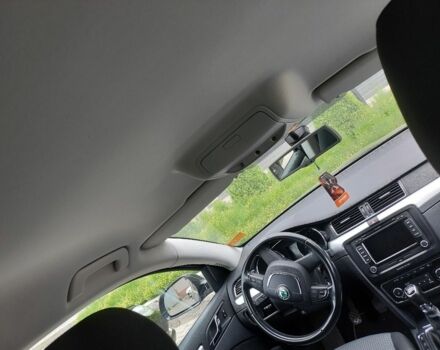 Черный Шкода Суперб, объемом двигателя 1.6 л и пробегом 239 тыс. км за 10800 $, фото 7 на Automoto.ua