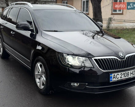Черный Шкода Суперб, объемом двигателя 2 л и пробегом 302 тыс. км за 11400 $, фото 3 на Automoto.ua