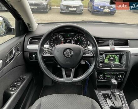 Шкода Суперб 2014 у Києві на Automoto.ua Чорний Шкода Суперб, об'ємом двигуна 1.97 л та пробігом 236 тис. км за 13990 $, фото 12 на Automoto.ua