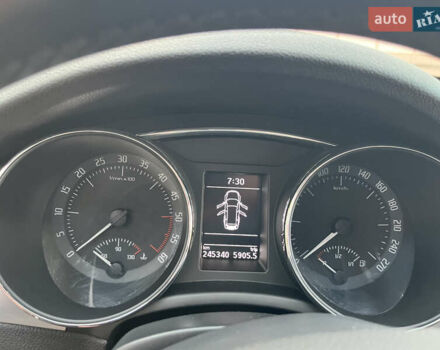 Черный Шкода Суперб, объемом двигателя 2 л и пробегом 255 тыс. км за 12999 $, фото 60 на Automoto.ua