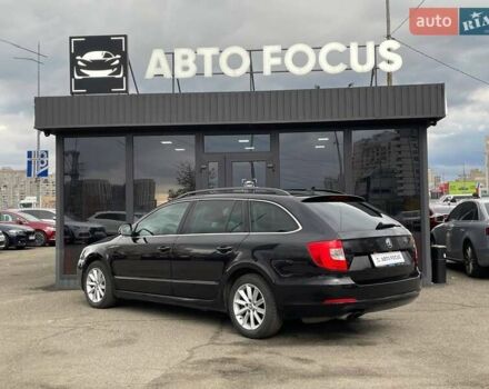 Шкода Суперб 2014 у Києві на Automoto.ua Чорний Шкода Суперб, об'ємом двигуна 1.97 л та пробігом 236 тис. км за 13990 $, фото 4 на Automoto.ua