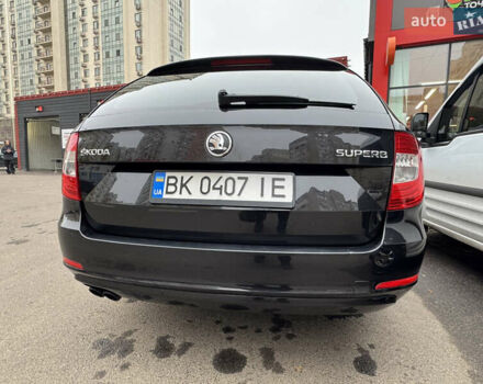 Черный Шкода Суперб, объемом двигателя 1.97 л и пробегом 272 тыс. км за 12800 $, фото 5 на Automoto.ua