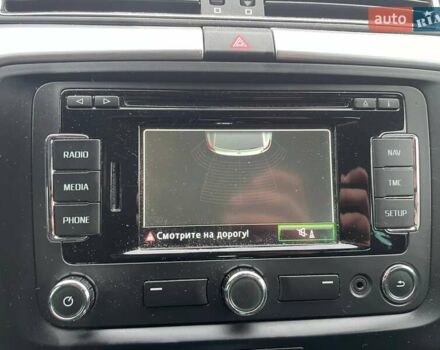 Шкода Суперб 2014 у Києві на Automoto.ua Чорний Шкода Суперб, об'ємом двигуна 1.97 л та пробігом 236 тис. км за 13990 $, фото 20 на Automoto.ua