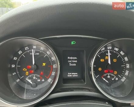 Черный Шкода Суперб, объемом двигателя 1.6 л и пробегом 250 тыс. км за 12000 $, фото 5 на Automoto.ua