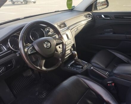 Черный Шкода Суперб, объемом двигателя 2 л и пробегом 253 тыс. км за 11999 $, фото 1 на Automoto.ua