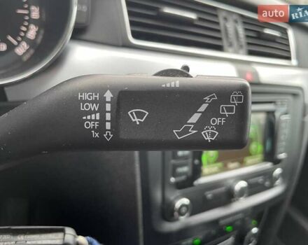 Шкода Суперб 2014 у Києві на Automoto.ua Чорний Шкода Суперб, об'ємом двигуна 1.97 л та пробігом 236 тис. км за 13990 $, фото 18 на Automoto.ua