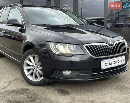 Шкода Суперб 2014 у Києві на Automoto.ua Чорний Шкода Суперб, об'ємом двигуна 1.97 л та пробігом 236 тис. км за 13990 $, фото 1 на Automoto.ua