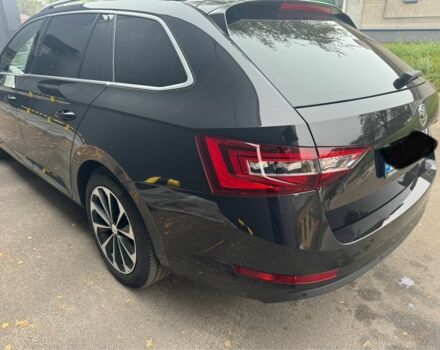 Черный Шкода Суперб, объемом двигателя 2 л и пробегом 350 тыс. км за 15500 $, фото 2 на Automoto.ua