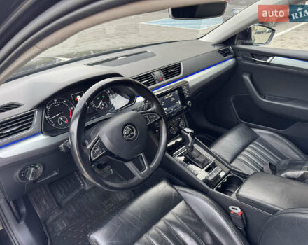 Черный Шкода Суперб, объемом двигателя 1.6 л и пробегом 267 тыс. км за 14200 $, фото 6 на Automoto.ua