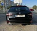 Чорний Шкода Суперб, об'ємом двигуна 2 л та пробігом 215 тис. км за 14500 $, фото 4 на Automoto.ua