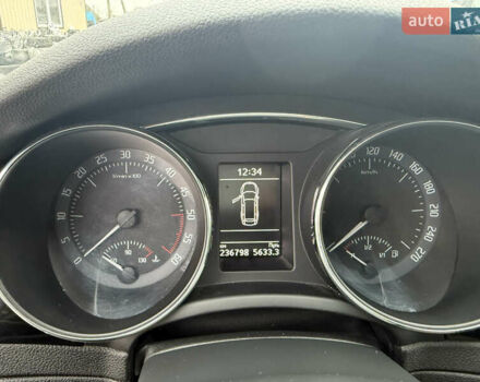 Черный Шкода Суперб, объемом двигателя 2 л и пробегом 235 тыс. км за 15500 $, фото 15 на Automoto.ua