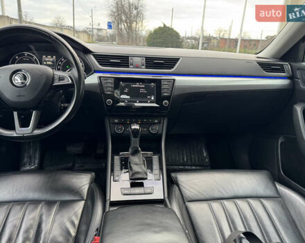 Черный Шкода Суперб, объемом двигателя 1.6 л и пробегом 267 тыс. км за 13700 $, фото 19 на Automoto.ua