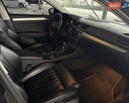 Чорний Шкода Суперб, об'ємом двигуна 1.6 л та пробігом 280 тис. км за 13400 $, фото 12 на Automoto.ua